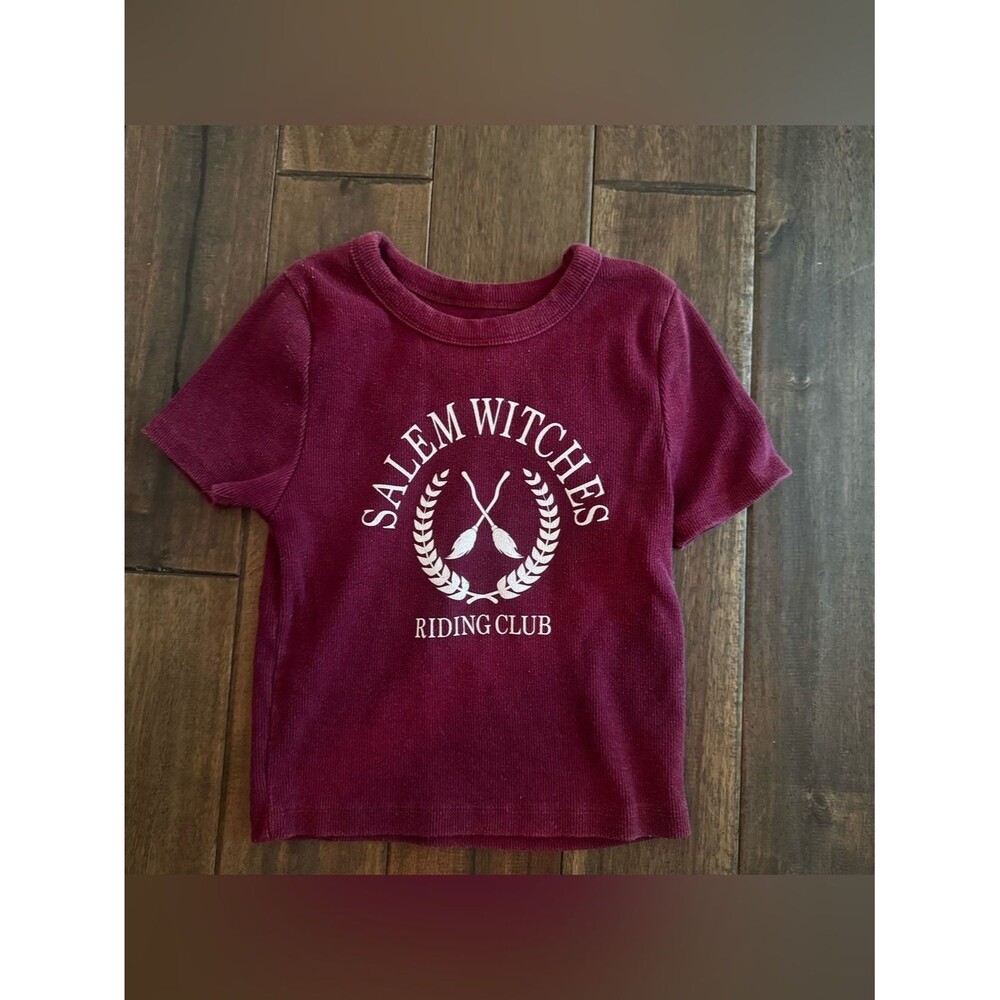 Social Culture Salem Witches Riding Club Burgundy Halloween Tee Jr. S